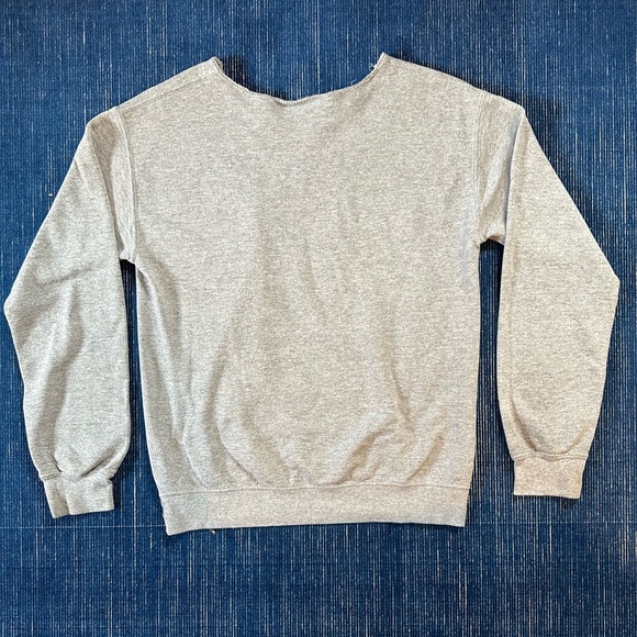 Off the shoulder crewneck - Picture 2 of 3